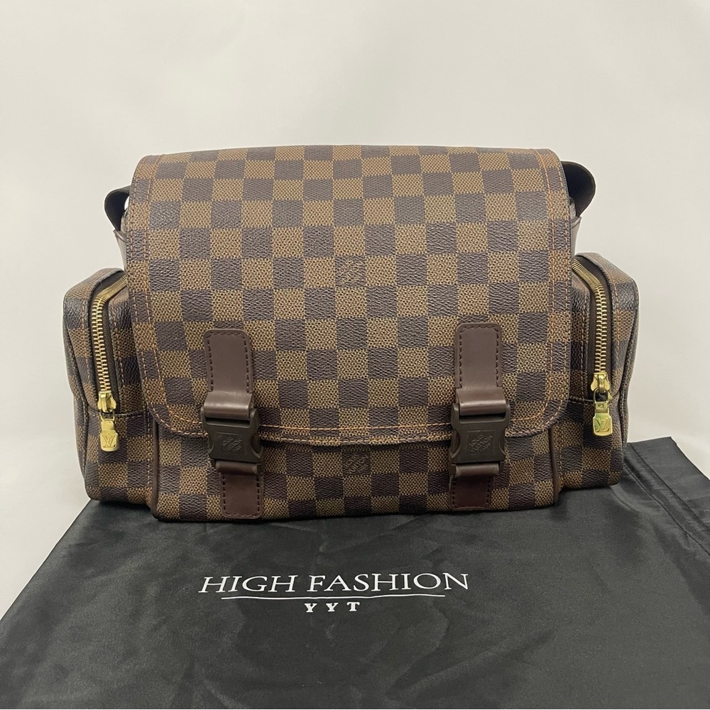 Louis Vuitton Melville Messenger Bag PM - Damier Ebene